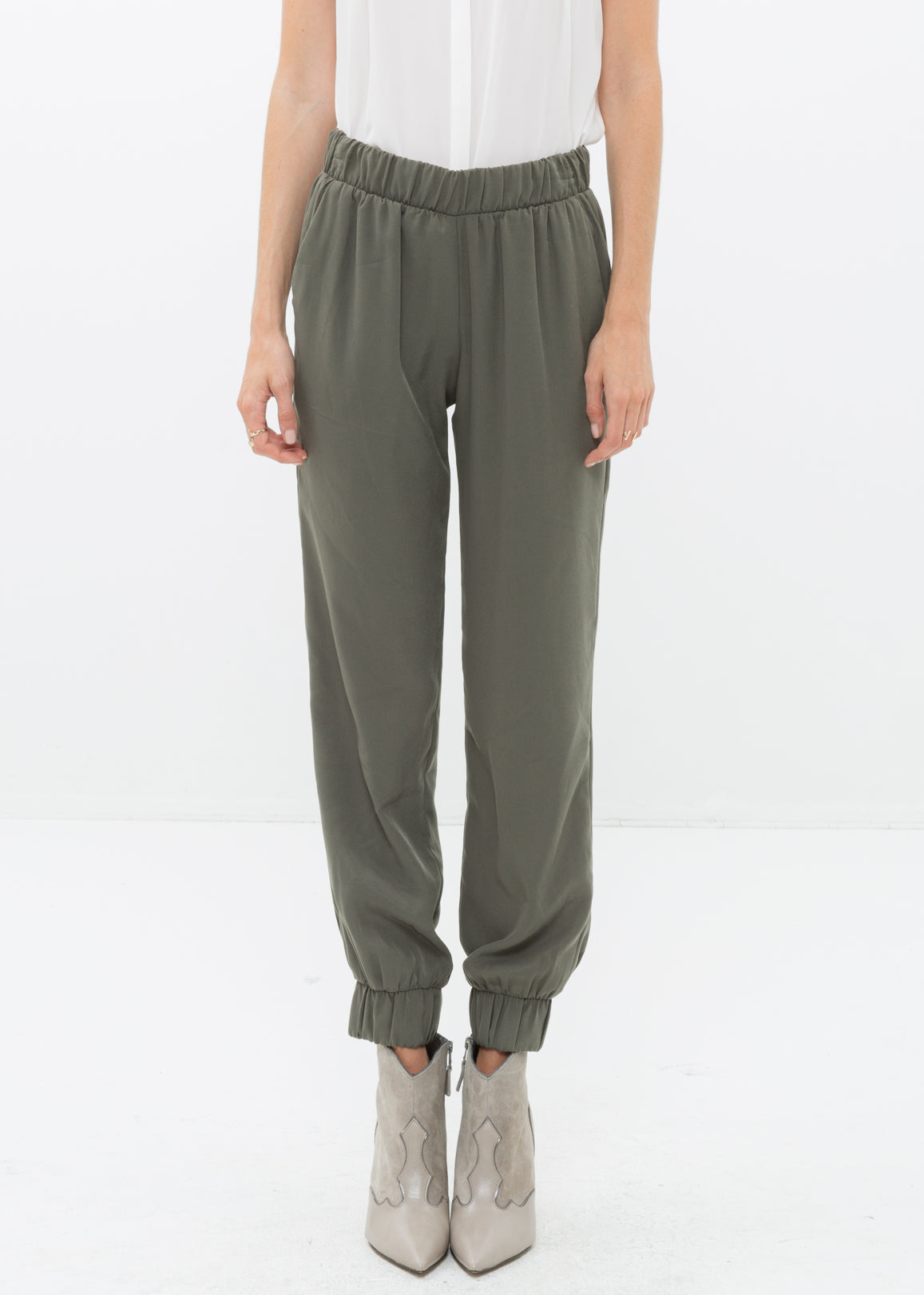 Women's All Day Elastic Cuff Jogger Pants